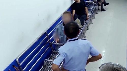 守护解放西吃瓜,一场吃瓜群众的狂欢盛宴  第3张